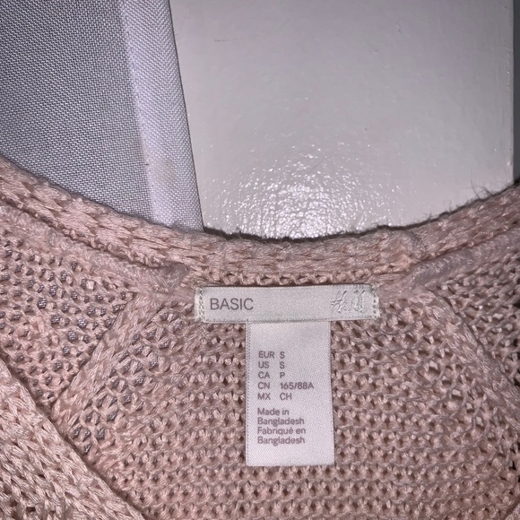 H&M Blush Pink Sweater - Picture 2 of 3